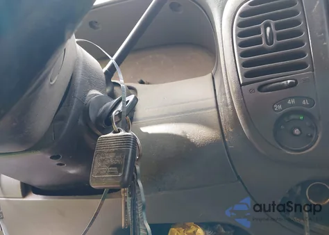 2003 Ford F-150 Lariat/Xl/Xlt из США, поврежденный, VIN 1FTRX08L13KB59264